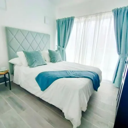 Apartment New Center Cristianos *