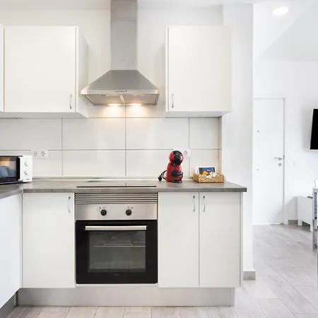 Apartment New Center Cristianos *