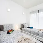 New Center Cristianos Apartament *