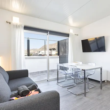 New Center Cristianos Apartament *